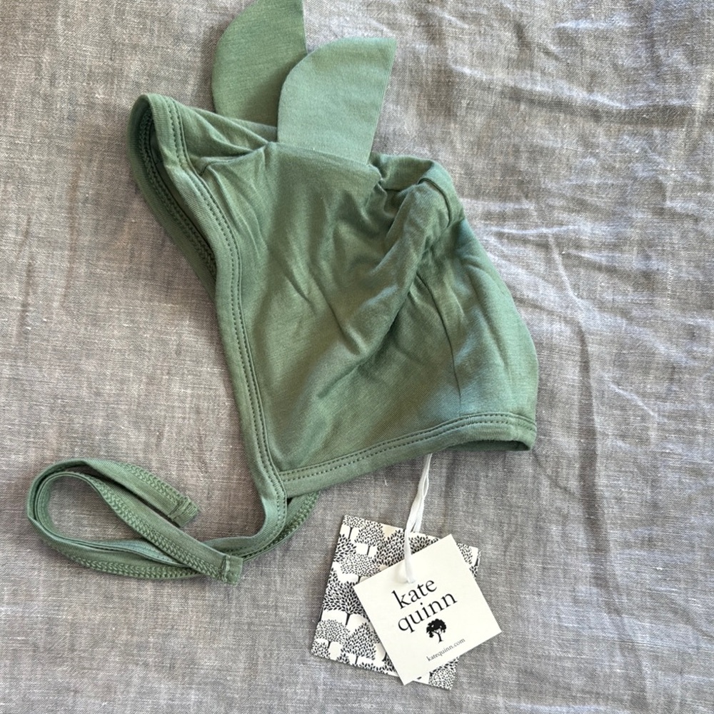 Kate Quinn Green Baby Bonnet